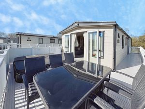 Photo 19- click for photo gallery